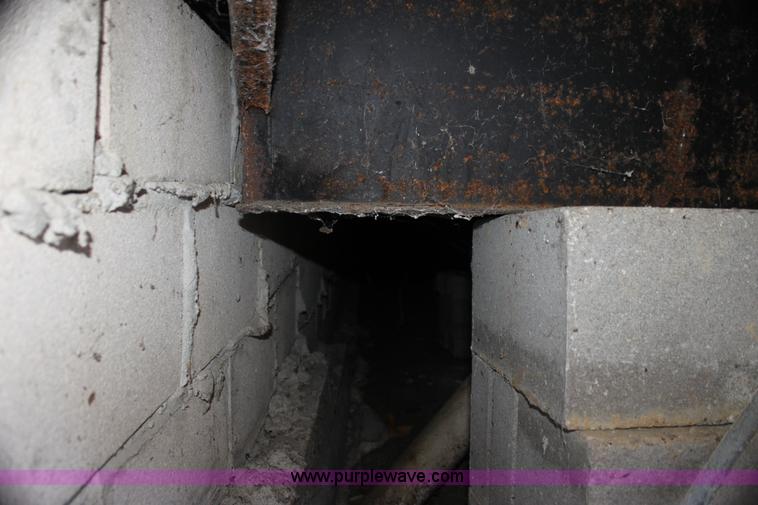 image for item G4443 1994 double wide classroom trailer