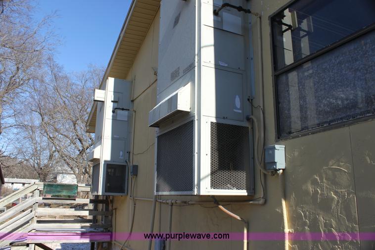 image for item G4443 1994 double wide classroom trailer