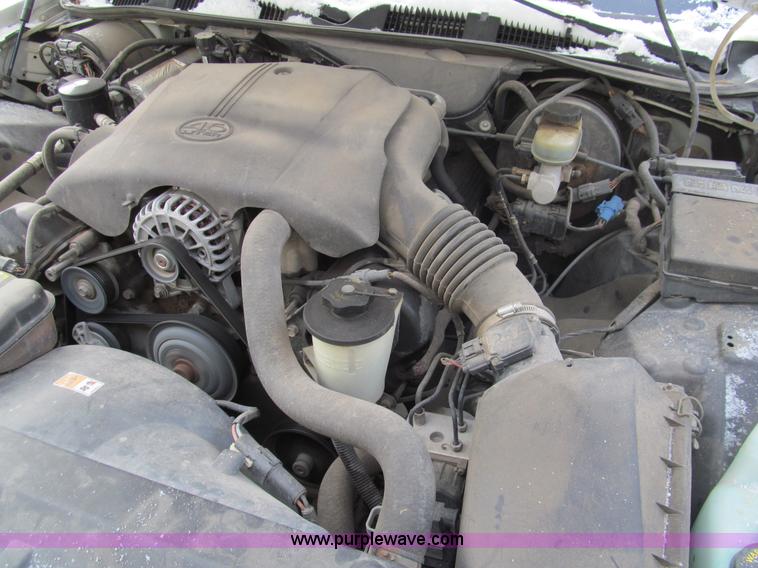 image for item G9681 2002 Ford Crown Victoria Police Interceptor