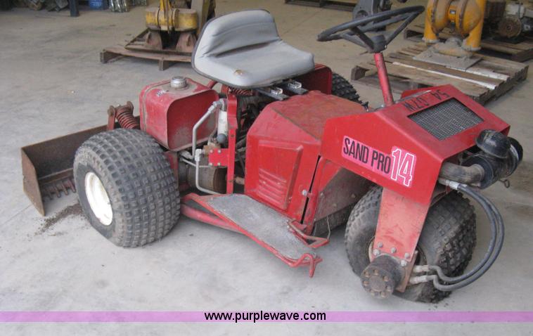 image for item H4299 Toro Sand Pro 14 ride-on sand plane