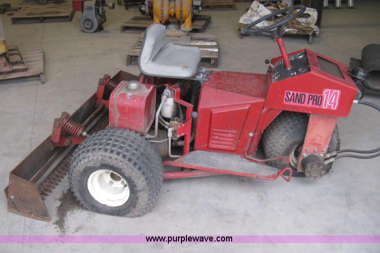 image for item H4299 Toro Sand Pro 14 ride-on sand plane