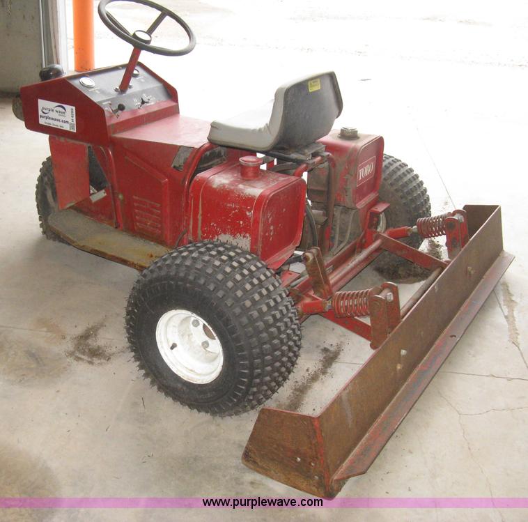 image for item H4299 Toro Sand Pro 14 ride-on sand plane