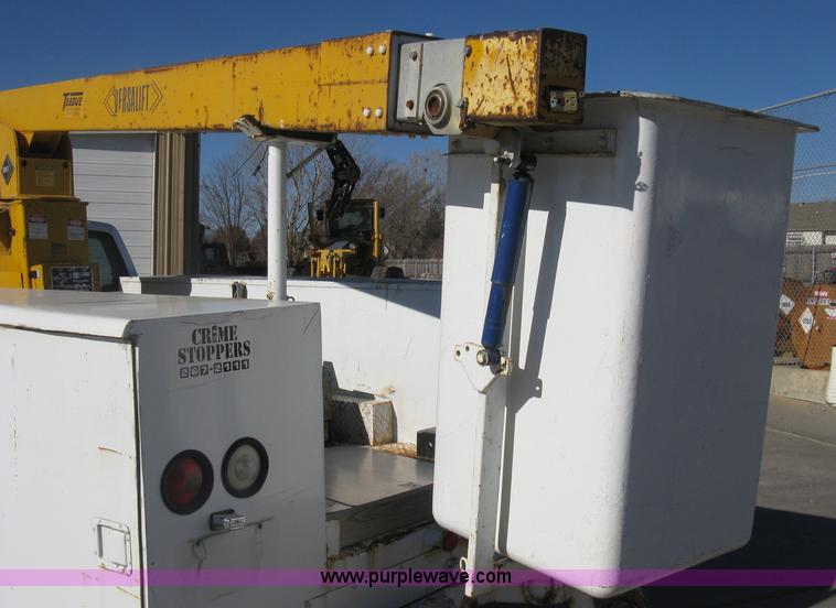 image for item H4337 1991 GMC Sierra 3500 SL utility bucket truck