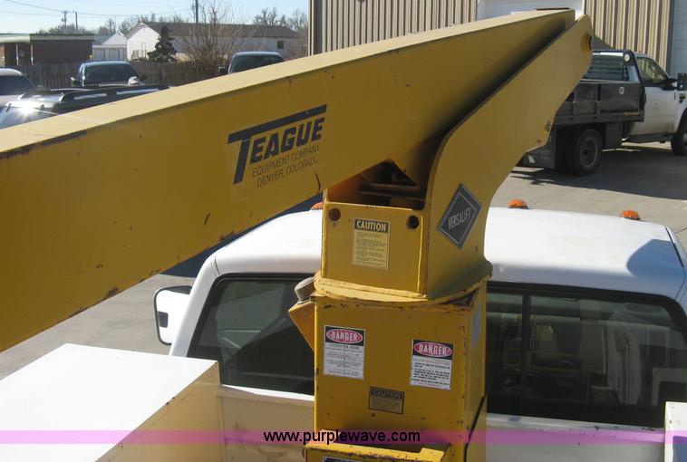 image for item H4337 1991 GMC Sierra 3500 SL utility bucket truck