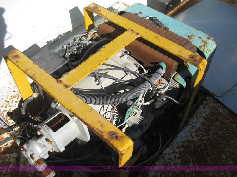 image for item H4337 1991 GMC Sierra 3500 SL utility bucket truck