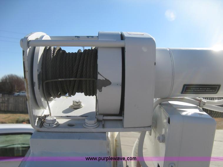 image for item H4338 1999 Chevrolet 3500 utility truck