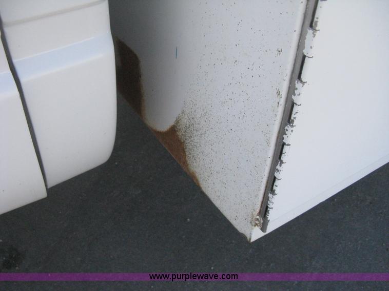 image for item H4338 1999 Chevrolet 3500 utility truck