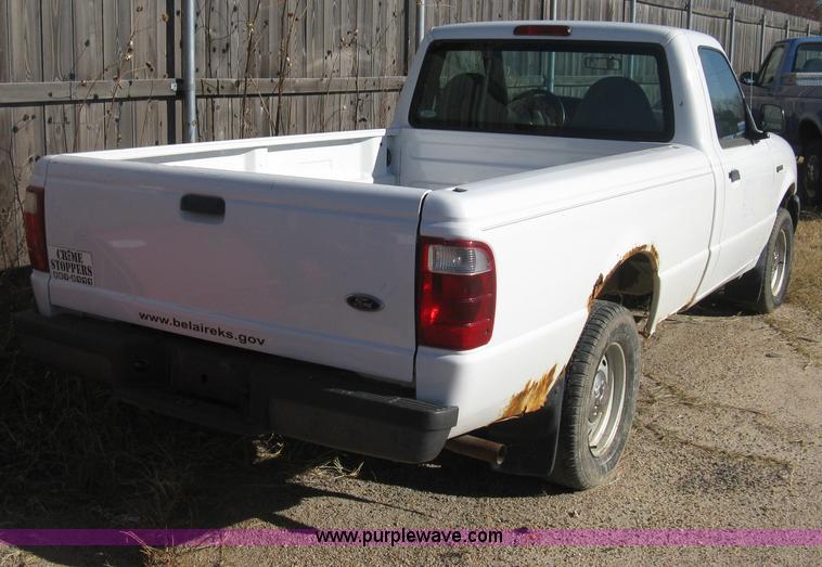 image for item H4339 2002 Ford Ranger XLT pickup truck