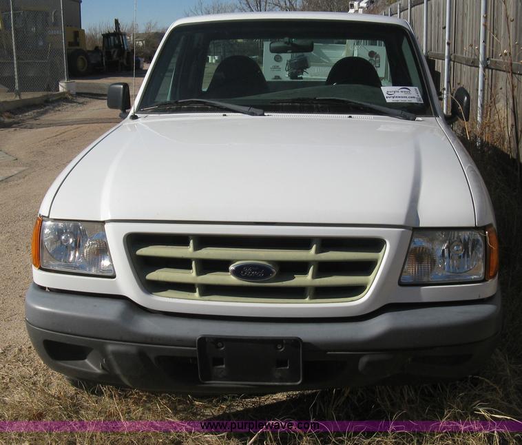 image for item H4339 2002 Ford Ranger XLT pickup truck