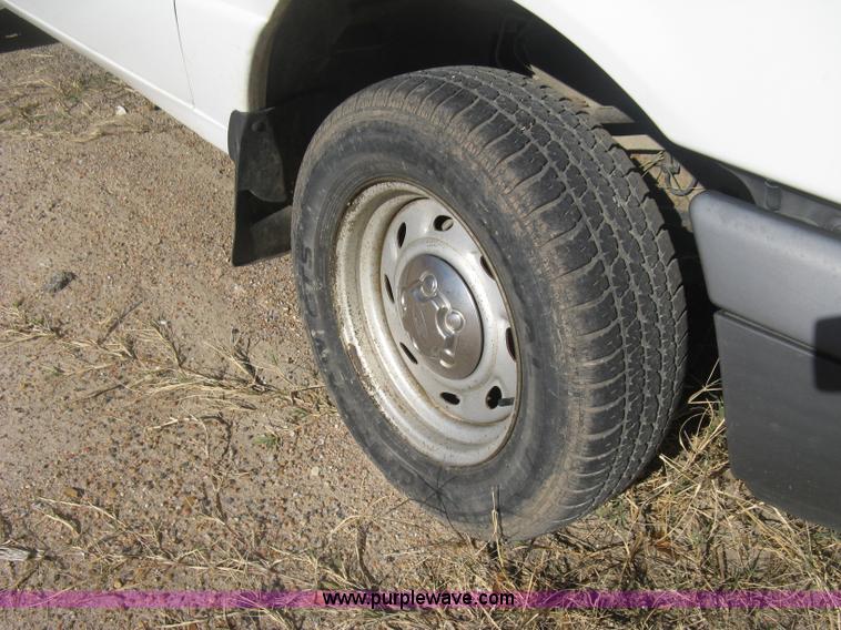 image for item H4339 2002 Ford Ranger XLT pickup truck