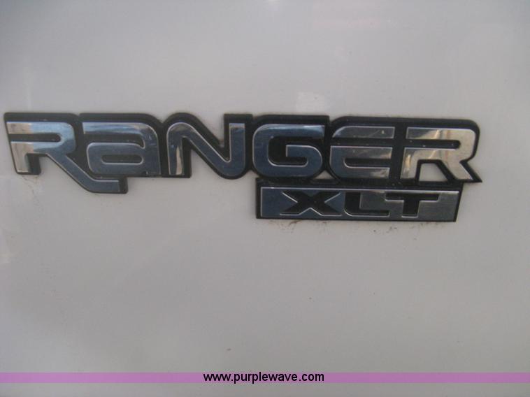 image for item H4339 2002 Ford Ranger XLT pickup truck