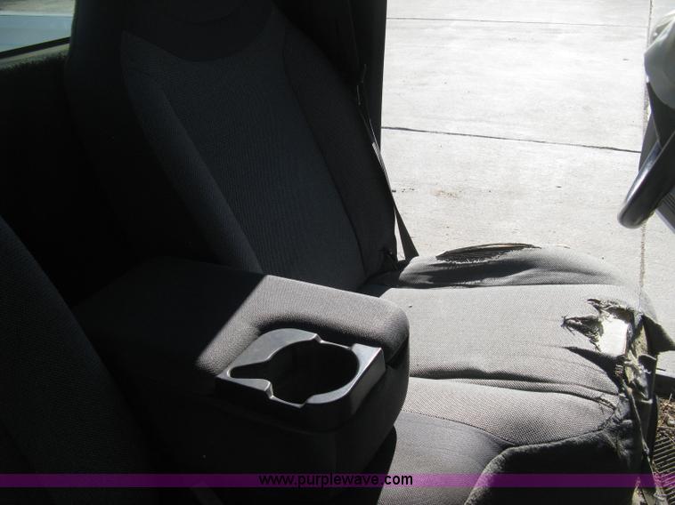 image for item H4339 2002 Ford Ranger XLT pickup truck