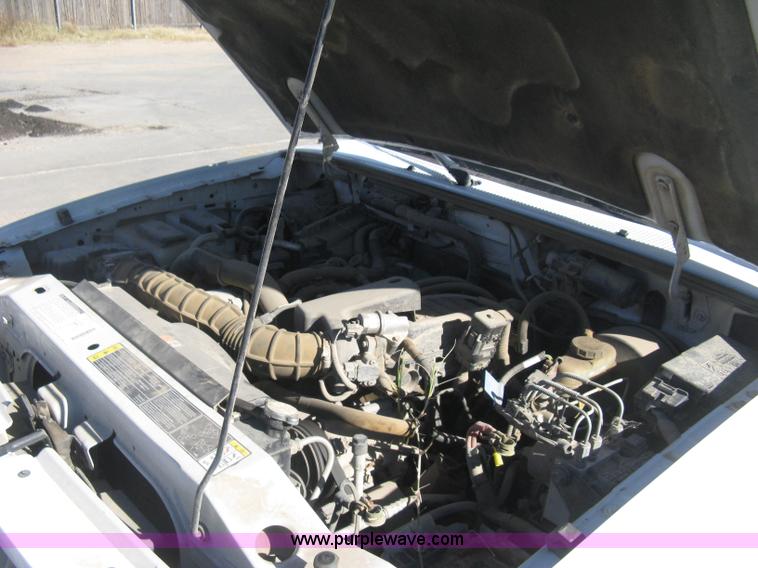 image for item H4339 2002 Ford Ranger XLT pickup truck