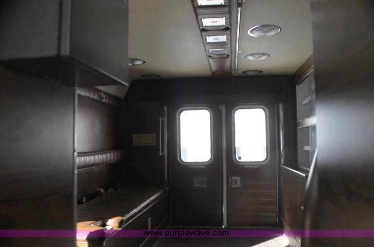 image for item H7286 1985 Ford Econoline E350 ambulance