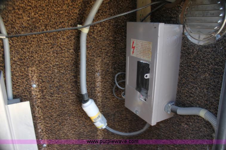 image for item H7286 1985 Ford Econoline E350 ambulance