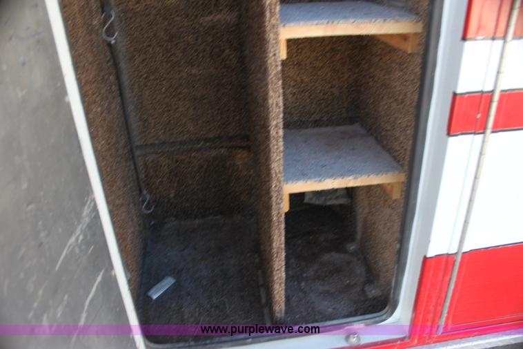 image for item H7286 1985 Ford Econoline E350 ambulance