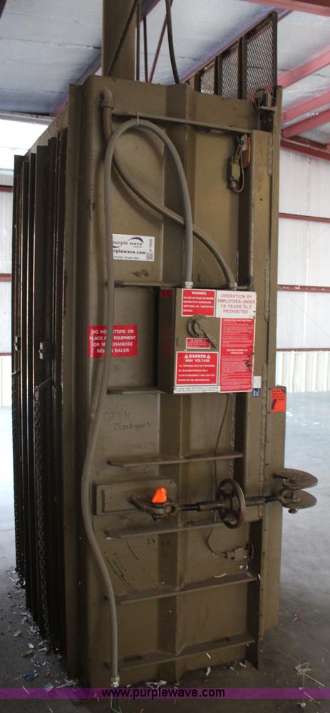 image for item H7850 Piqua cardboard baler