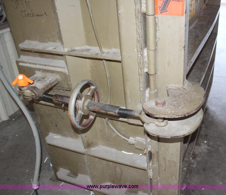 image for item H7850 Piqua cardboard baler