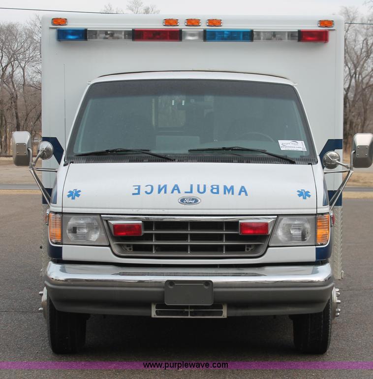 image for item H8349 1996 Ford Econoline E450 ambulance
