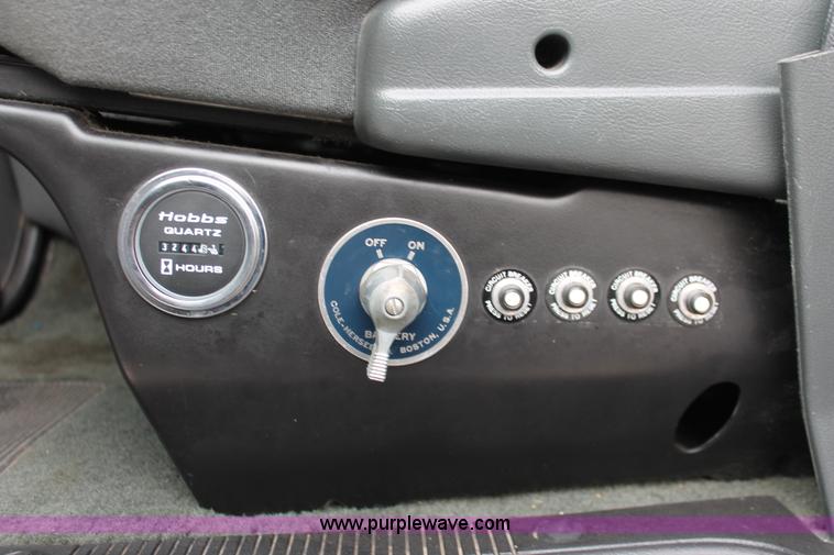 image for item H8349 1996 Ford Econoline E450 ambulance