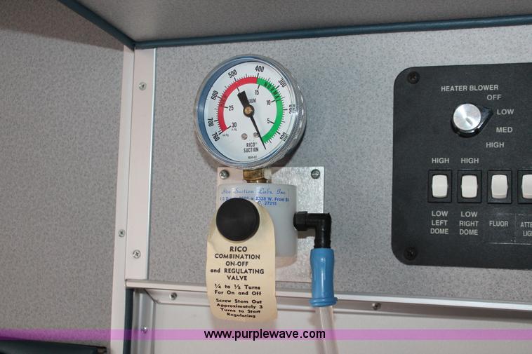 image for item H8349 1996 Ford Econoline E450 ambulance