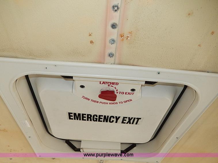 image for item H9511 1995 International 3800 school bus