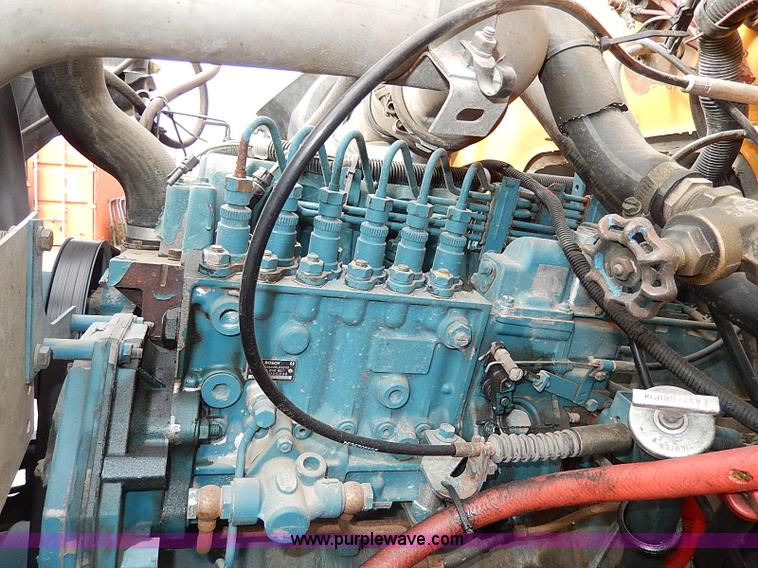 image for item H9511 1995 International 3800 school bus