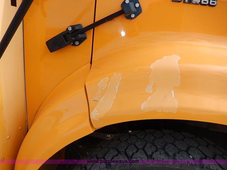 image for item H9511 1995 International 3800 school bus