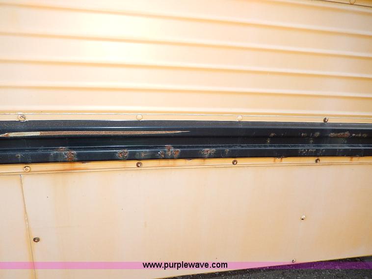 image for item H9511 1995 International 3800 school bus