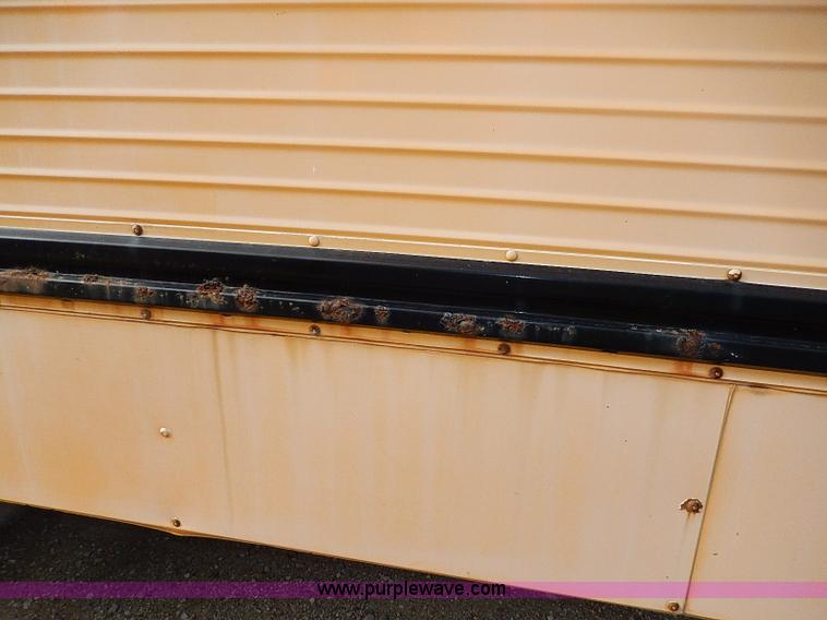 image for item H9511 1995 International 3800 school bus