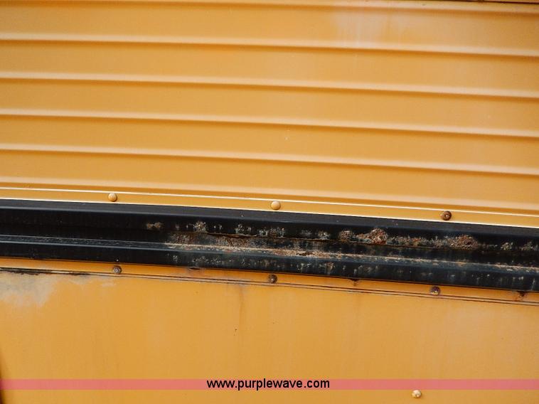 image for item H9511 1995 International 3800 school bus