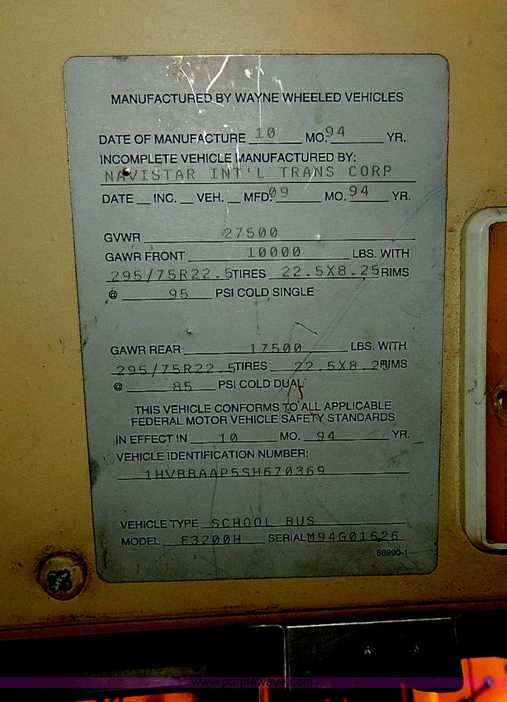 image for item H9511 1995 International 3800 school bus