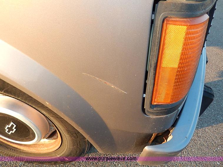 image for item H9513 1993 Chevrolet Astro van