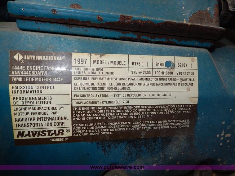 image for item H9522 1997 International 3800 school bus