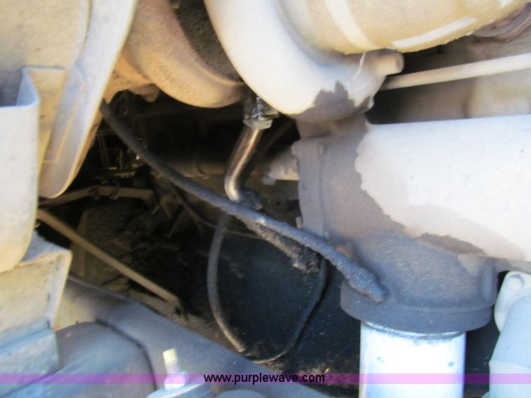 image for item I1311 1979 International S2200 water tanker truck