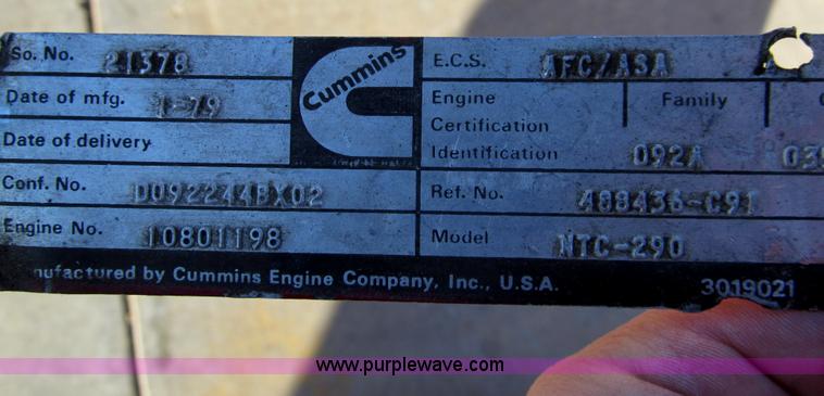 image for item I1311 1979 International S2200 water tanker truck