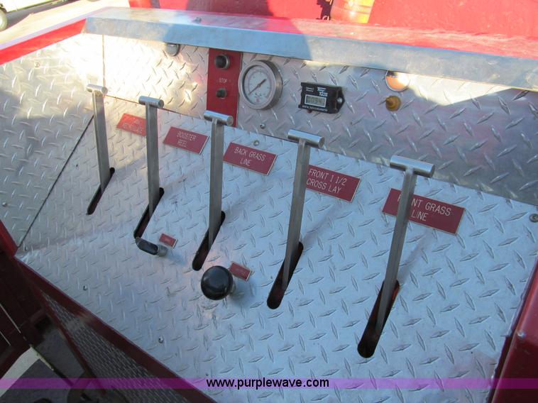 image for item I1311 1979 International S2200 water tanker truck