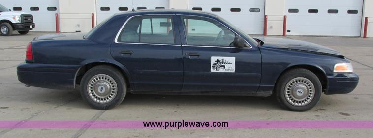image for item I4210 2002 Ford Crown Victoria Police Interceptor