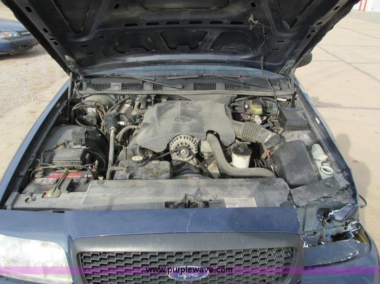 image for item I4210 2002 Ford Crown Victoria Police Interceptor