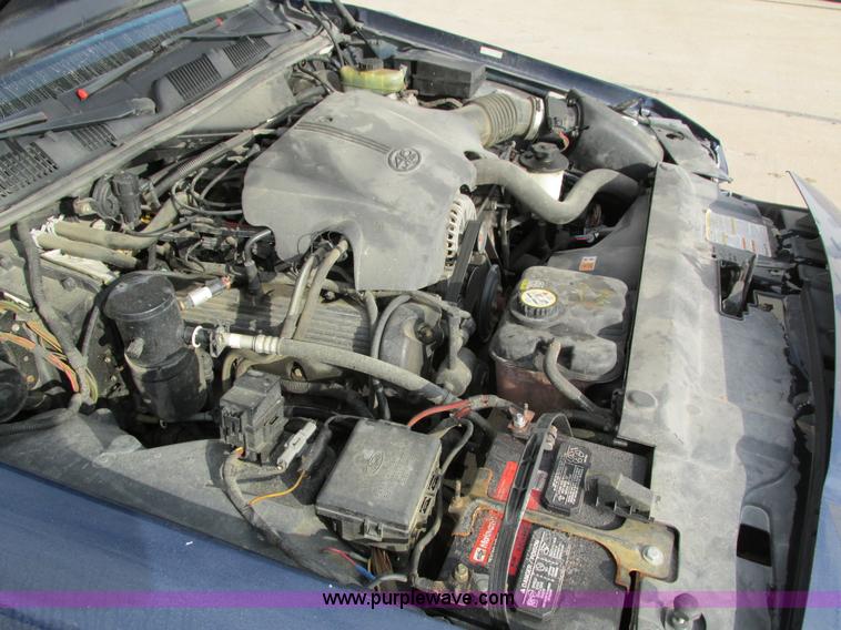 image for item I4210 2002 Ford Crown Victoria Police Interceptor
