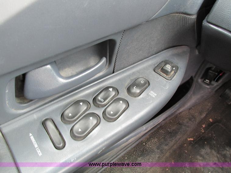 image for item I4210 2002 Ford Crown Victoria Police Interceptor