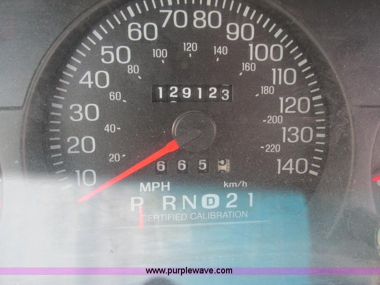 image for item I4210 2002 Ford Crown Victoria Police Interceptor