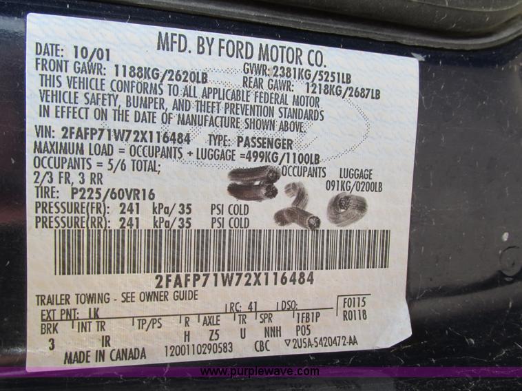 image for item I4210 2002 Ford Crown Victoria Police Interceptor