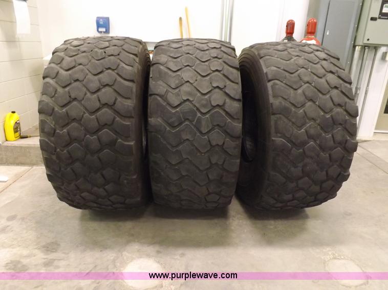image for item I9212 (3) Michelin XZL 24R21 tires