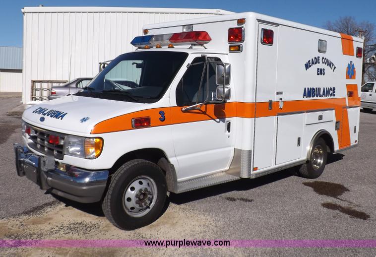 image for item I9244 1996 Ford Econoline E350 ambulance