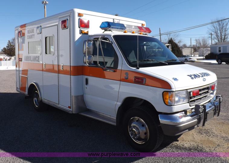 image for item I9244 1996 Ford Econoline E350 ambulance