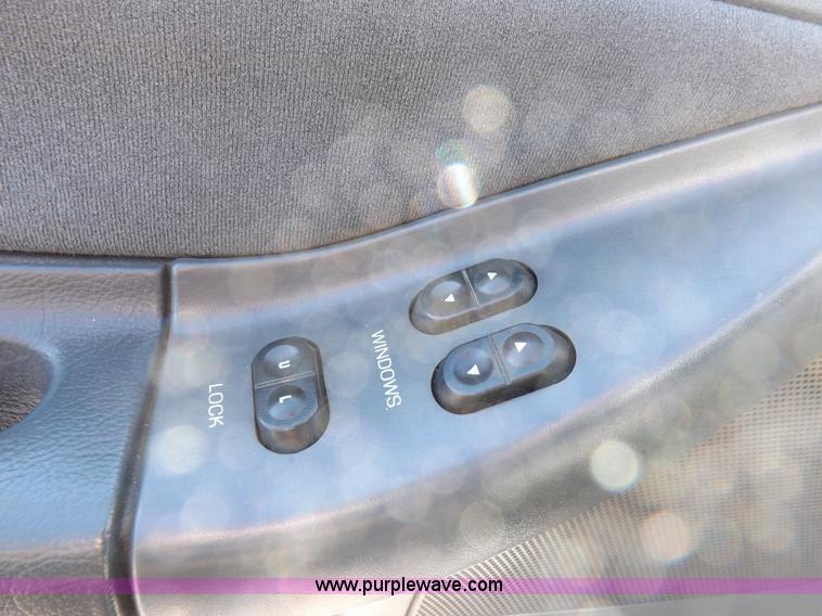 image for item I9244 1996 Ford Econoline E350 ambulance