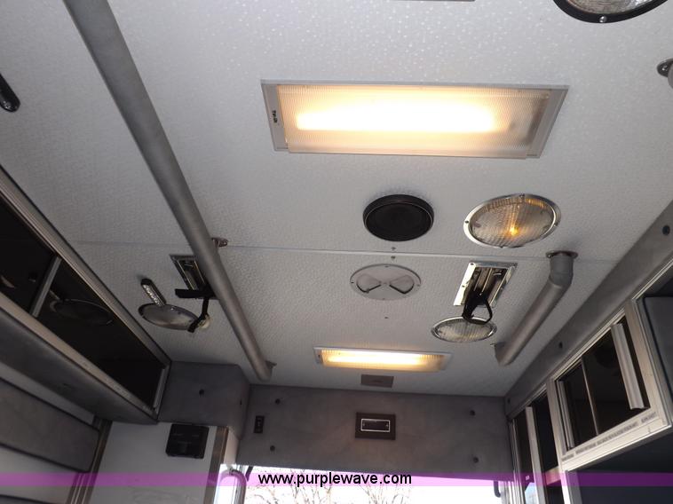 image for item I9244 1996 Ford Econoline E350 ambulance