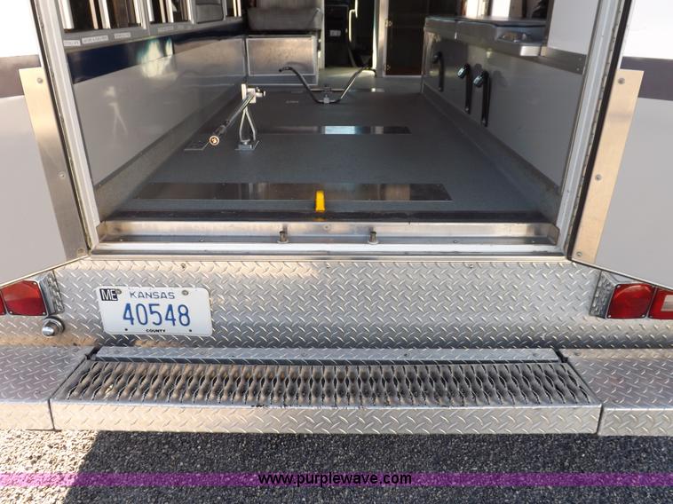 image for item I9244 1996 Ford Econoline E350 ambulance
