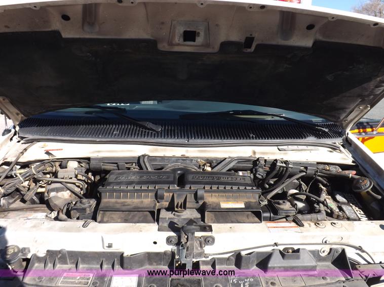 image for item I9244 1996 Ford Econoline E350 ambulance